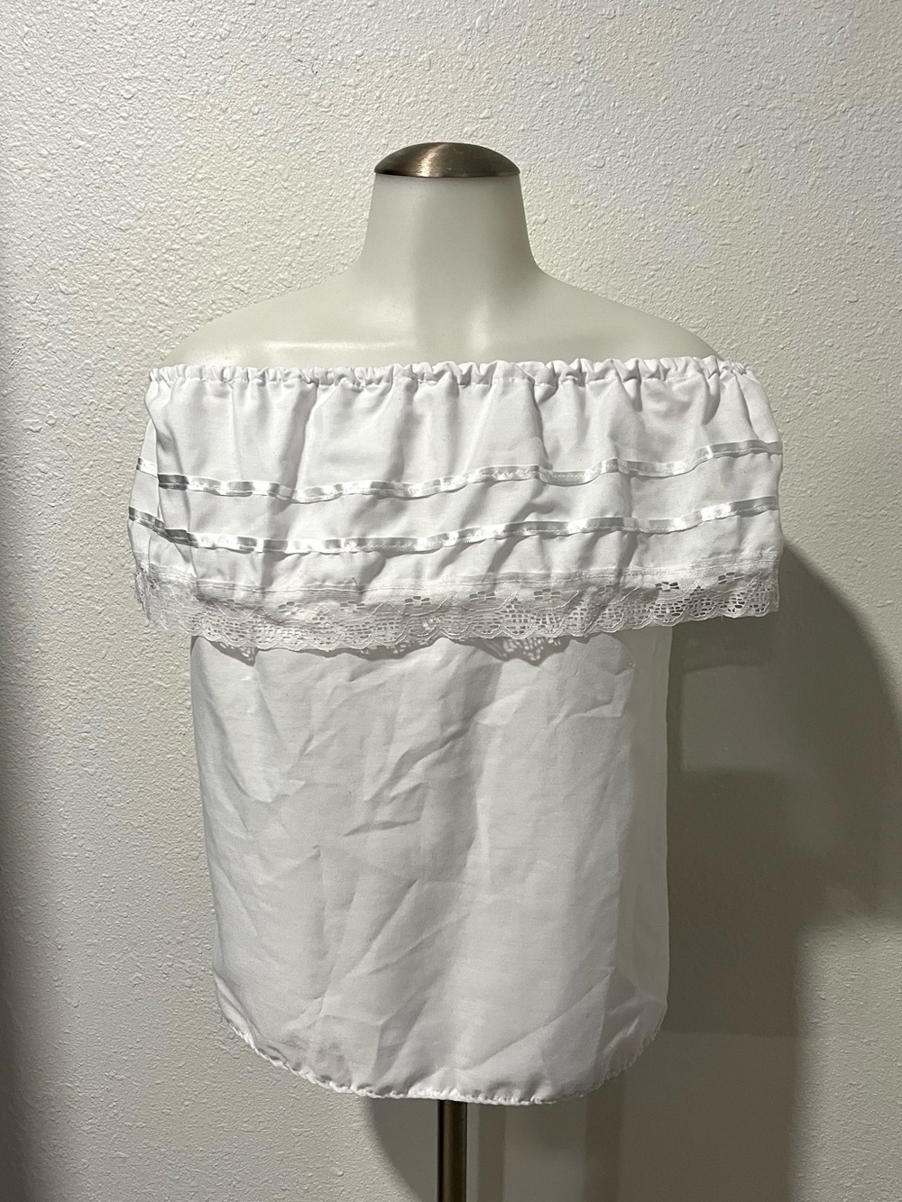 Artisan Made in Mexico White Top Size Girls 10/12